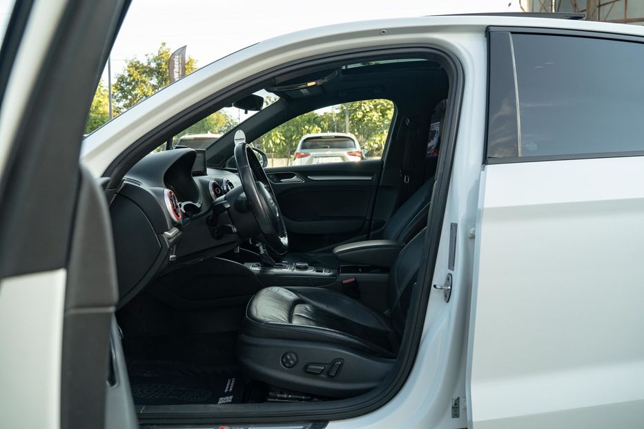 Продам Audi A3 Premium 2015 года в Черновцах