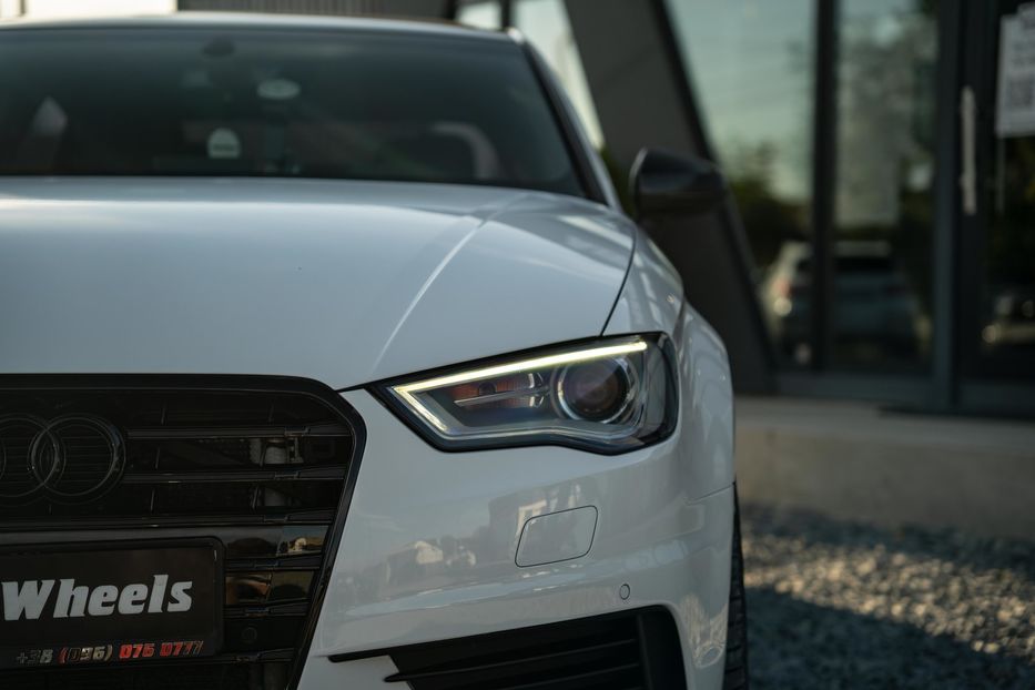 Продам Audi A3 Premium 2015 года в Черновцах