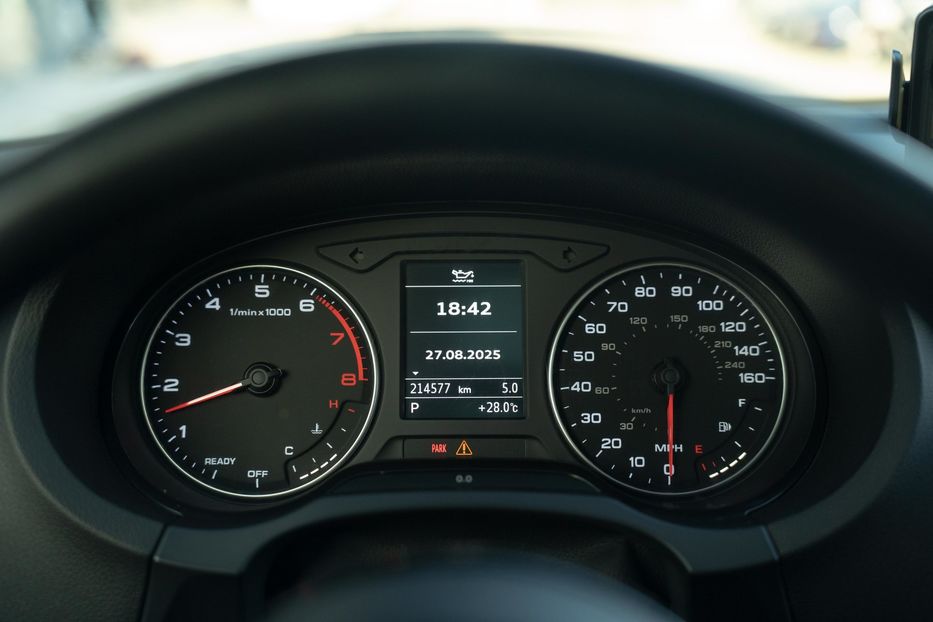 Продам Audi A3 Premium 2015 года в Черновцах