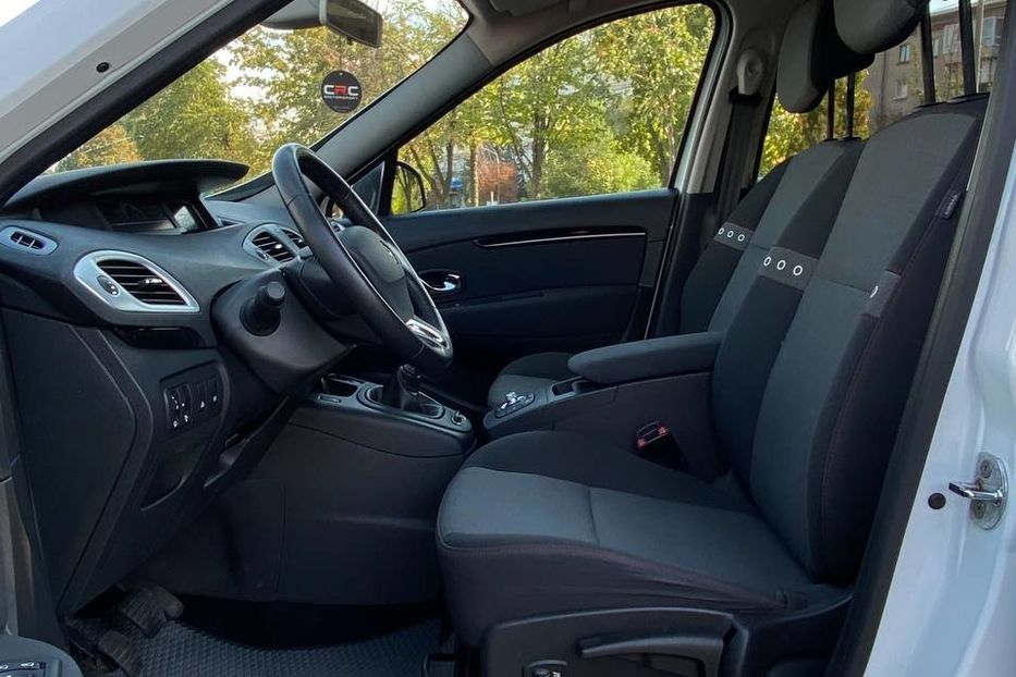 Продам Renault Scenic 2013 года в Днепре