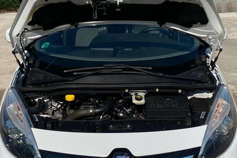 Продам Renault Scenic 2013 года в Днепре