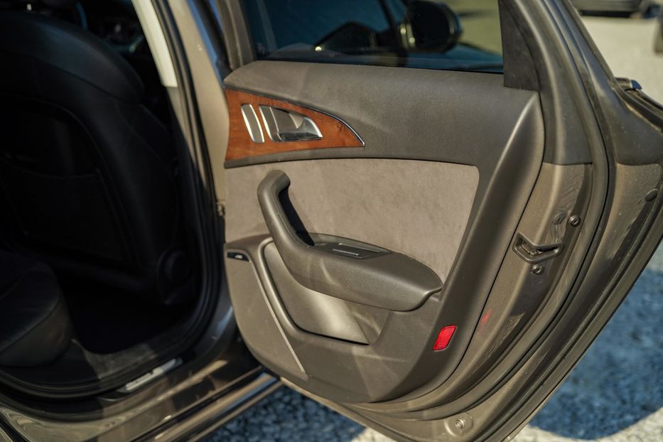 Продам Audi A6 Allroad 2016 года в Черновцах