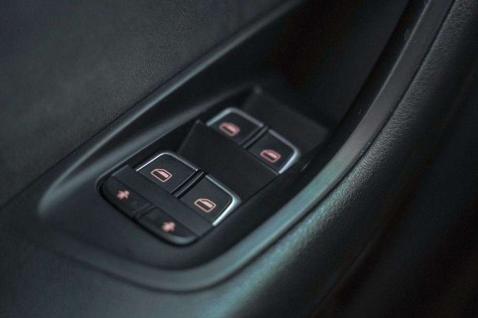 Продам Audi A6 Allroad 2016 года в Черновцах