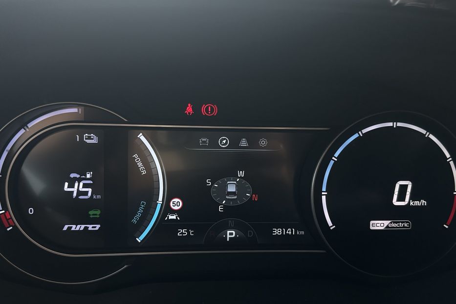 Продам Kia Niro 64 кВт . ЗАРЕЗЕРВОВАНО 2022 года в Львове