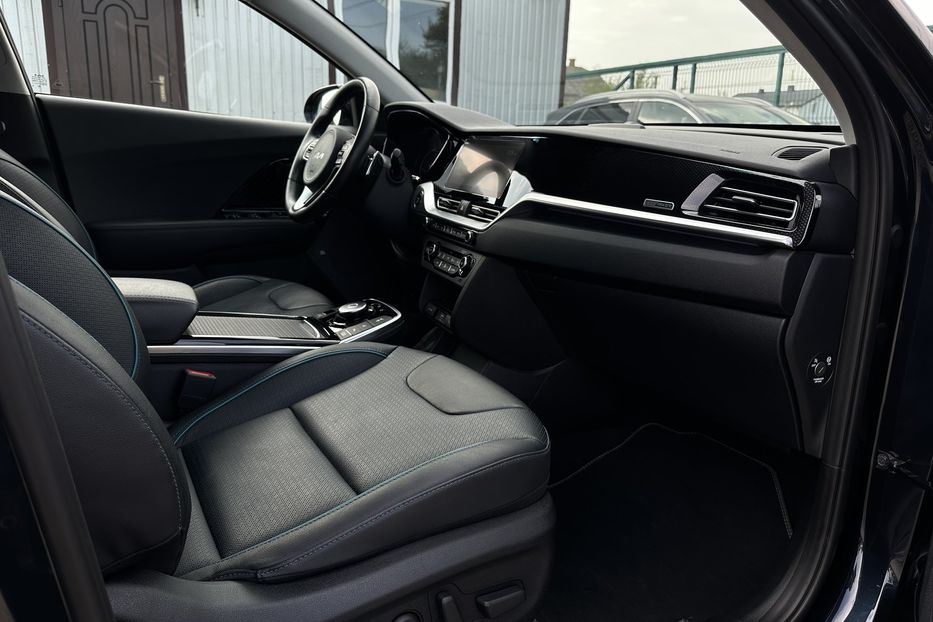 Продам Kia Niro 64 кВт . ЗАРЕЗЕРВОВАНО 2022 года в Львове