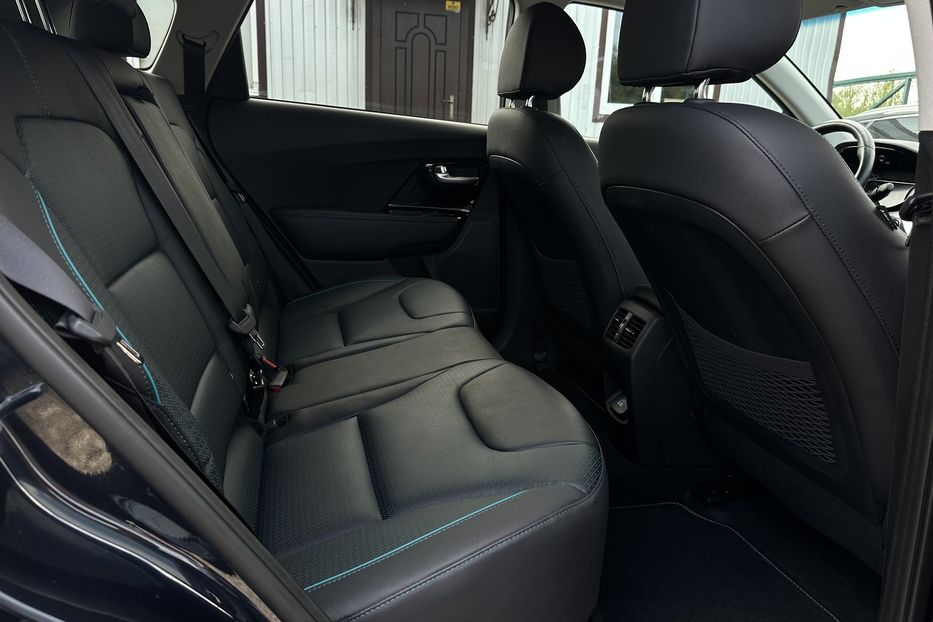 Продам Kia Niro 64 кВт . ЗАРЕЗЕРВОВАНО 2022 года в Львове