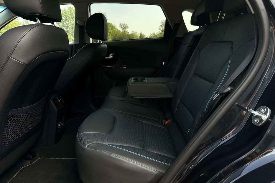 Продам Kia Niro 64 кВт . ЗАРЕЗЕРВОВАНО 2022 года в Львове