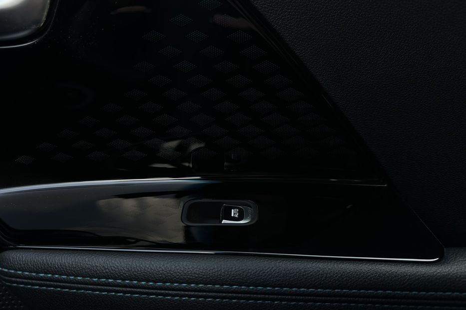 Продам Kia Niro 64 кВт . ЗАРЕЗЕРВОВАНО 2022 года в Львове