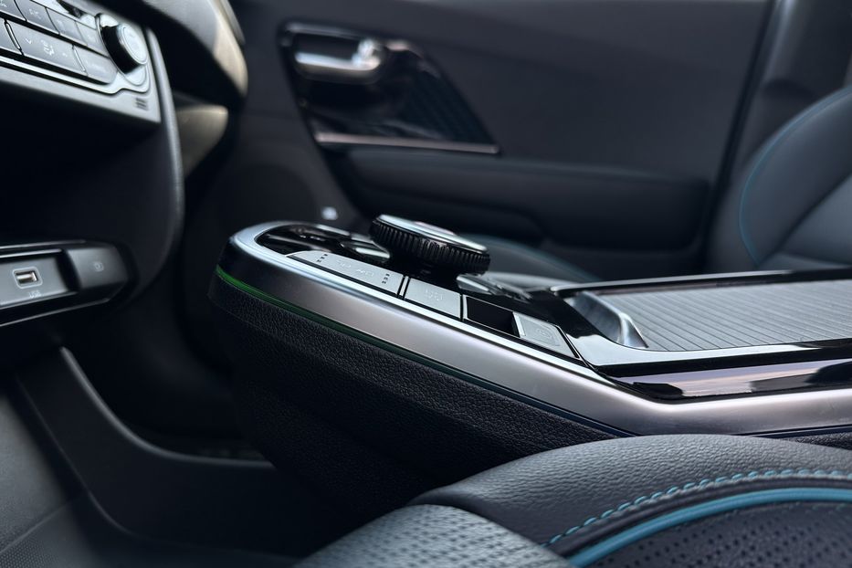Продам Kia Niro 64 кВт . ЗАРЕЗЕРВОВАНО 2022 года в Львове