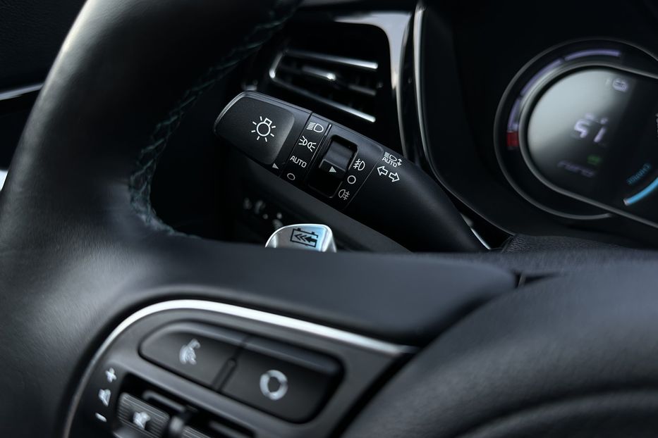 Продам Kia Niro 64 кВт . ЗАРЕЗЕРВОВАНО 2022 года в Львове