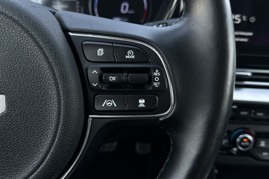 Продам Kia Niro 64 кВт . ЗАРЕЗЕРВОВАНО 2022 года в Львове