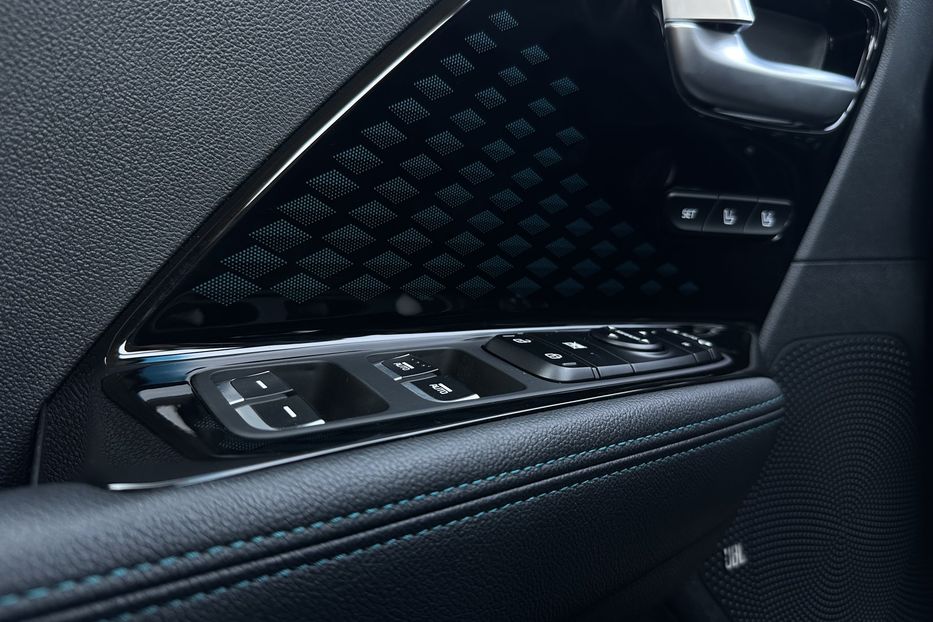 Продам Kia Niro 64 кВт . ЗАРЕЗЕРВОВАНО 2022 года в Львове