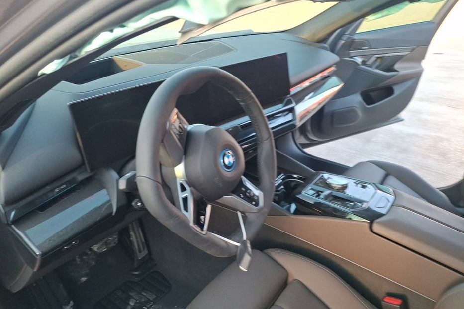 Продам BMW Independent I5 Edrive 40  2025 года в Киеве