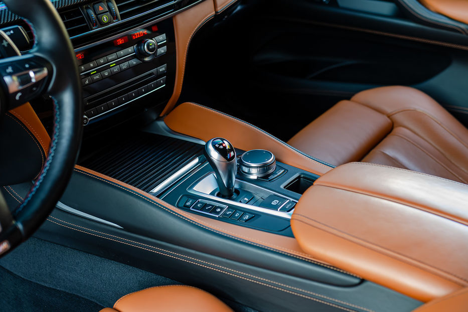 Продам BMW X6 M 2016 года в Киеве