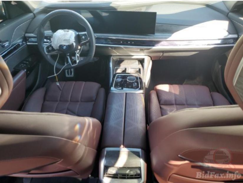 Продам BMW Independent I7 Edrive 50 2023 года в Киеве