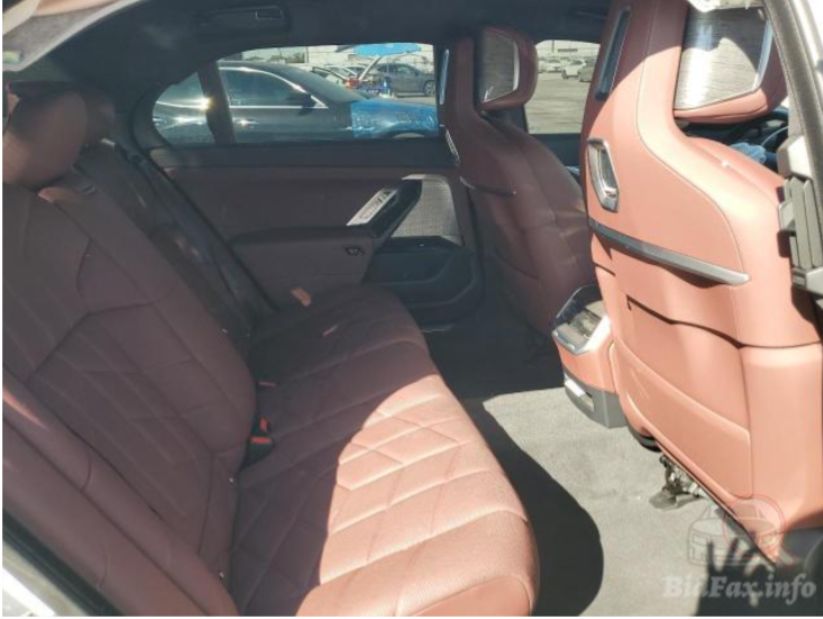 Продам BMW Independent I7 Edrive 50 2023 года в Киеве