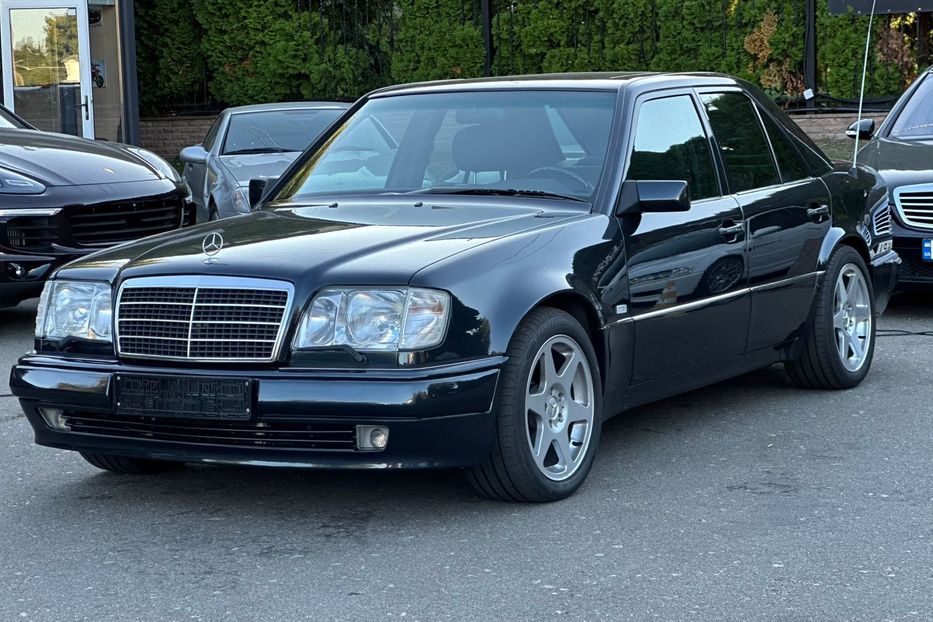 Продам Mercedes-Benz E-Class 1995 года в Киеве