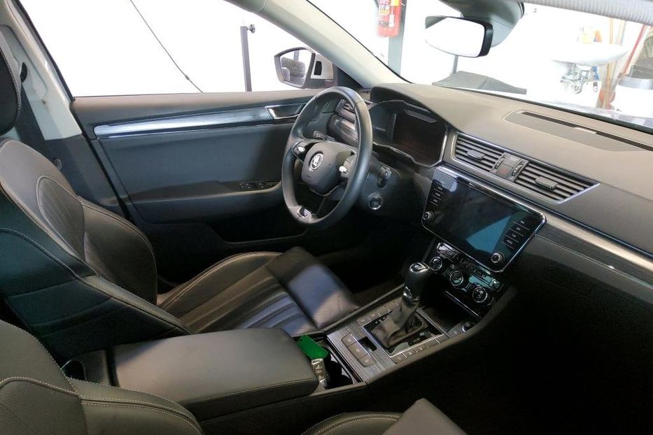 Продам Skoda Superb Рідна фарба v5373 2023 года в Луцке