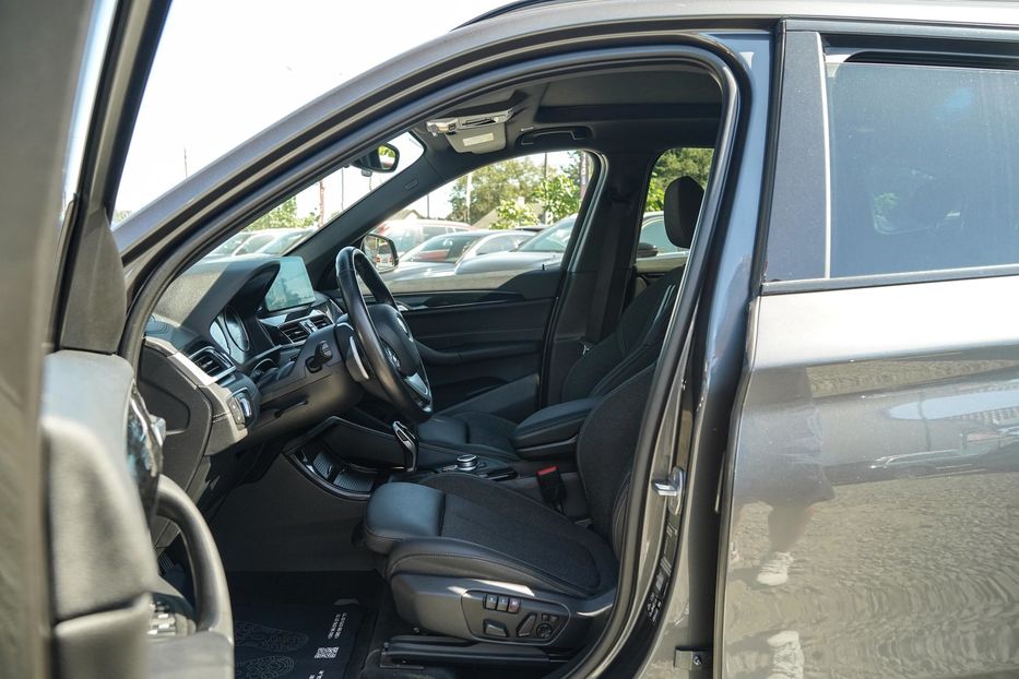 Продам BMW X1 18d xDrive 2020 года в Черновцах