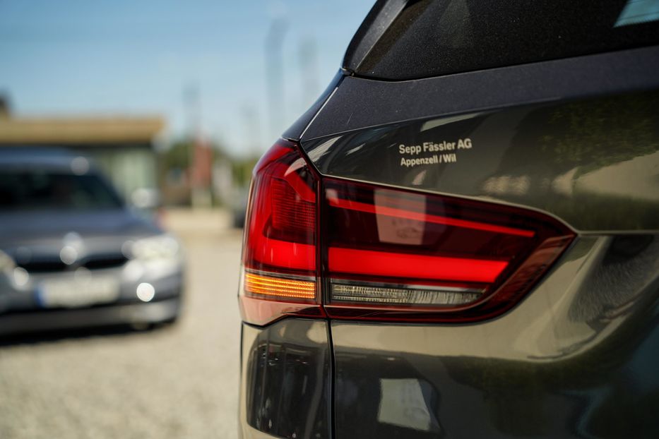Продам BMW X1 18d xDrive 2020 года в Черновцах