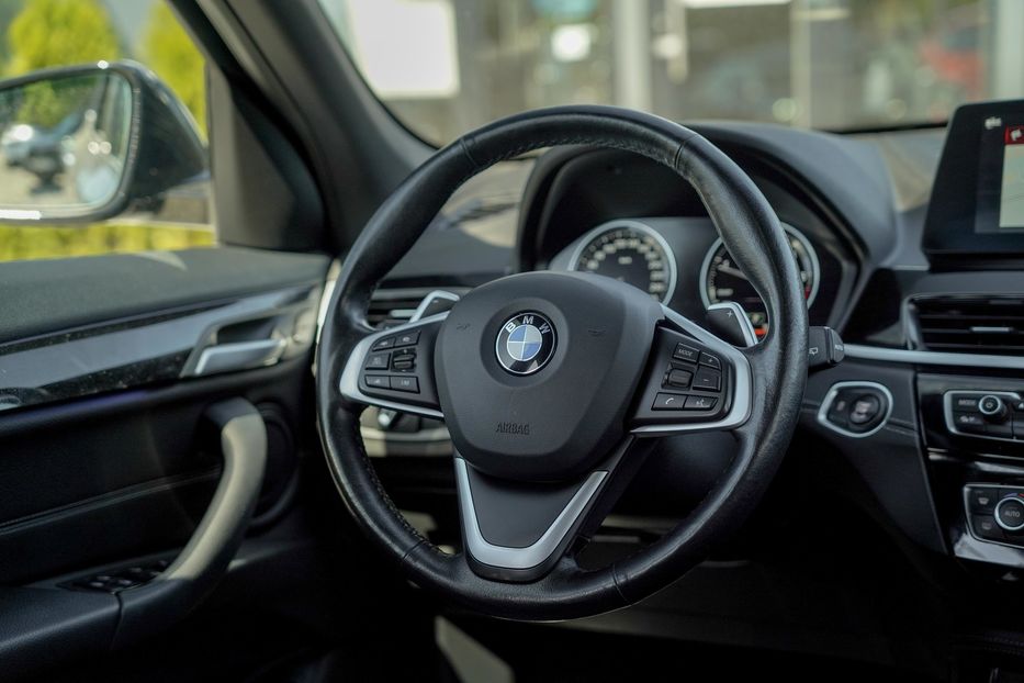 Продам BMW X1 18d xDrive 2020 года в Черновцах