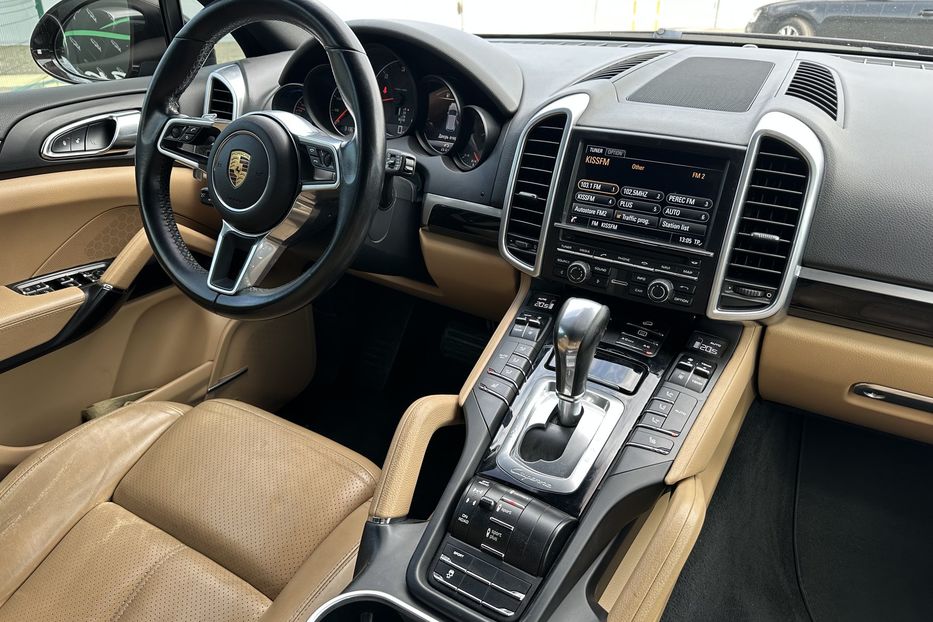 Продам Porsche Cayenne Diesel 2016 года в Киеве