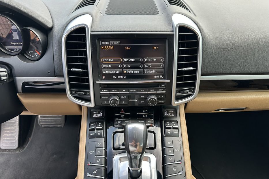 Продам Porsche Cayenne Diesel 2016 года в Киеве