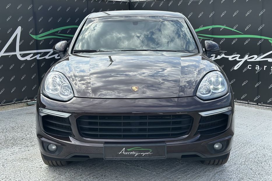 Продам Porsche Cayenne Diesel 2016 года в Киеве