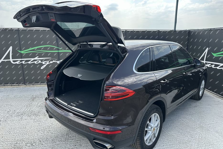 Продам Porsche Cayenne Diesel 2016 года в Киеве