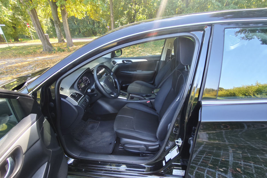 Продам Nissan Sentra 2017 года в Киеве