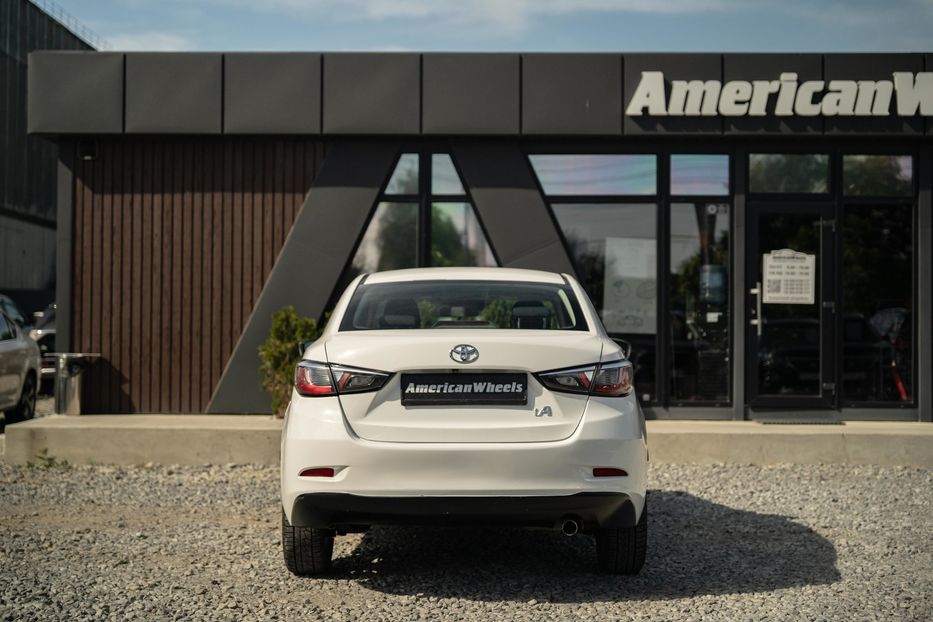 Продам Toyota Yaris 2017 года в Черновцах