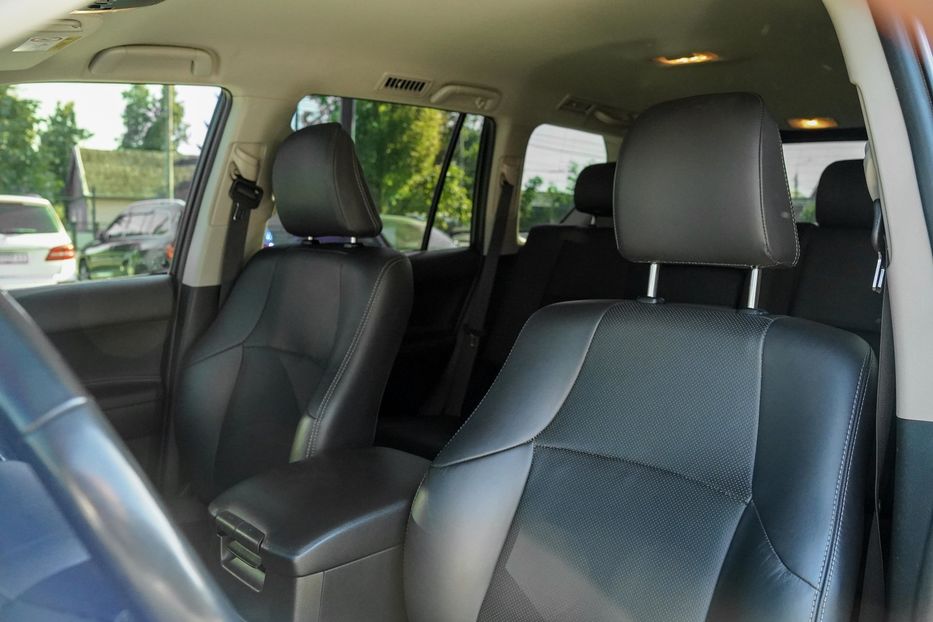 Продам Toyota Land Cruiser Prado 150 2020 года в Черновцах