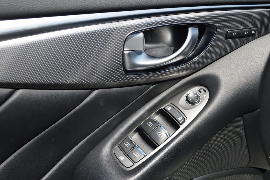 Продам Infiniti Q50 2016 года в Одессе