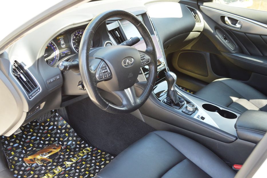 Продам Infiniti Q50 2016 года в Одессе