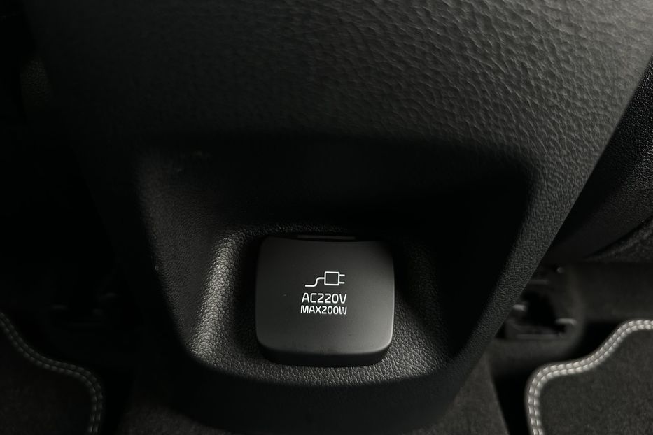 Продам Kia Niro 64 кВт Макс. комплектація 2020 года в Львове