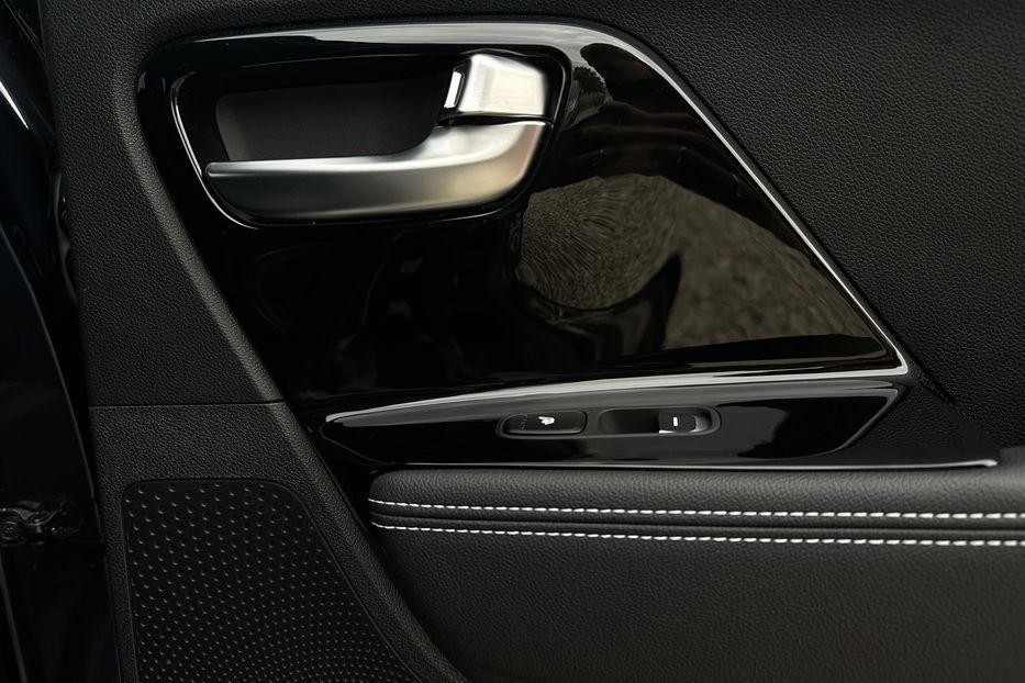 Продам Kia Niro 64 кВт Макс. комплектація 2020 года в Львове