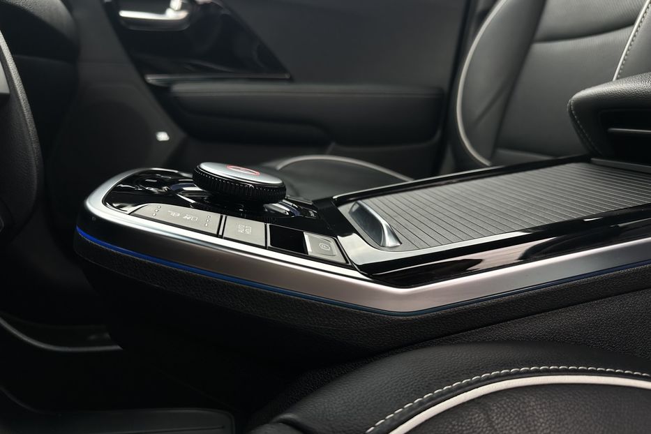 Продам Kia Niro 64 кВт Макс. комплектація 2020 года в Львове