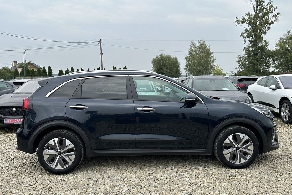 Продам Kia Niro 64 кВт Макс. комплектація 2020 года в Львове