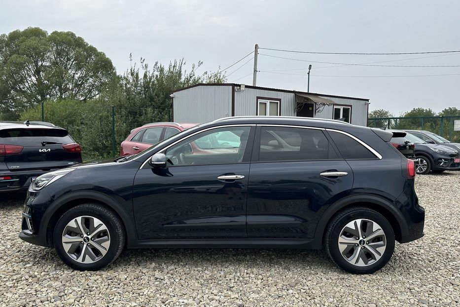 Продам Kia Niro 64 кВт Макс. комплектація 2020 года в Львове