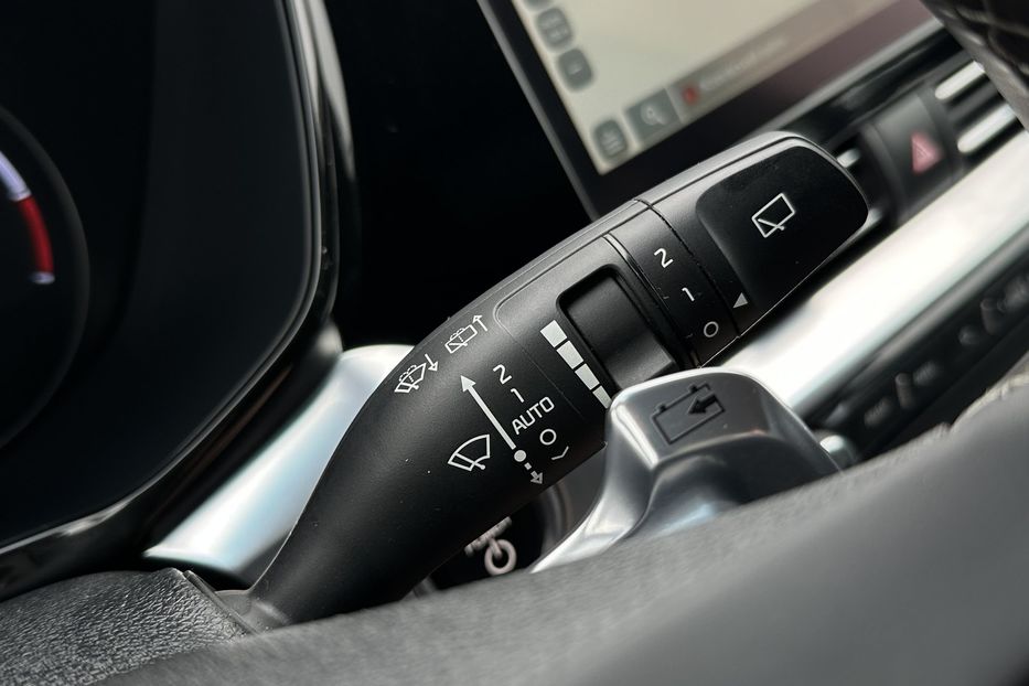 Продам Kia Niro 64 кВт Макс. комплектація 2020 года в Львове