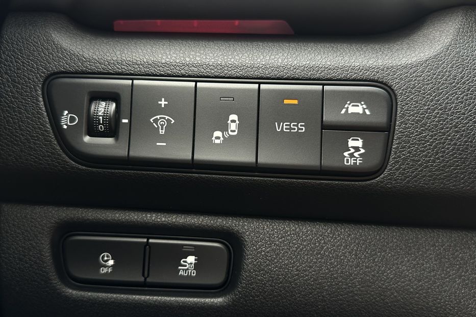 Продам Kia Niro 64 кВт Макс. комплектація 2020 года в Львове