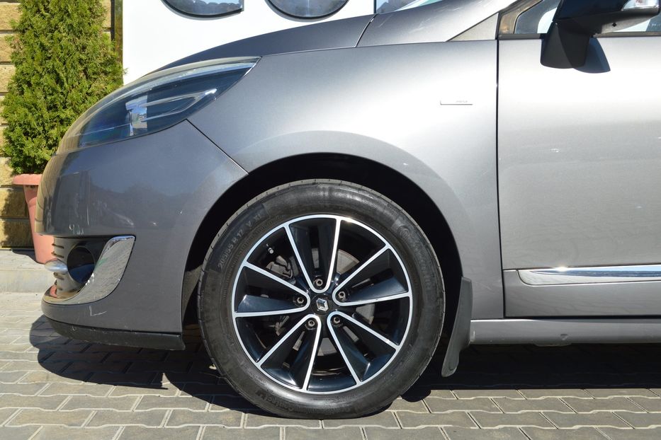 Продам Renault Scenic 2013 года в Одессе