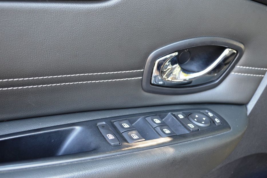 Продам Renault Scenic 2013 года в Одессе