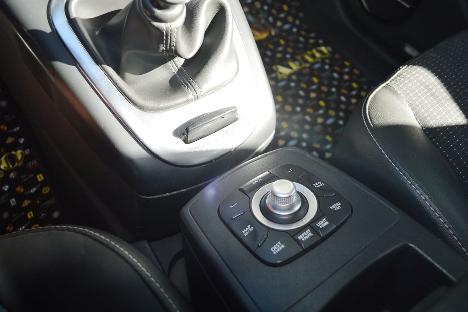 Продам Renault Scenic 2013 года в Одессе