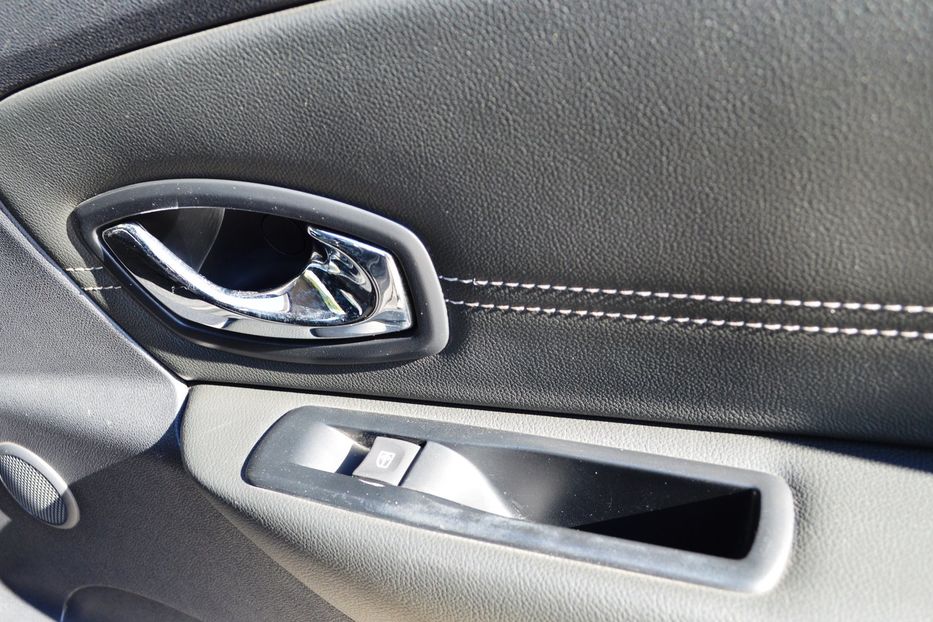 Продам Renault Scenic 2013 года в Одессе