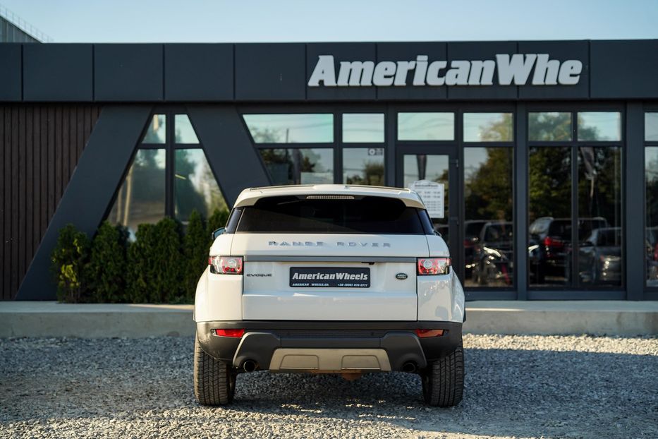 Продам Land Rover Range Rover Evoque Pure Plus 2015 года в Черновцах