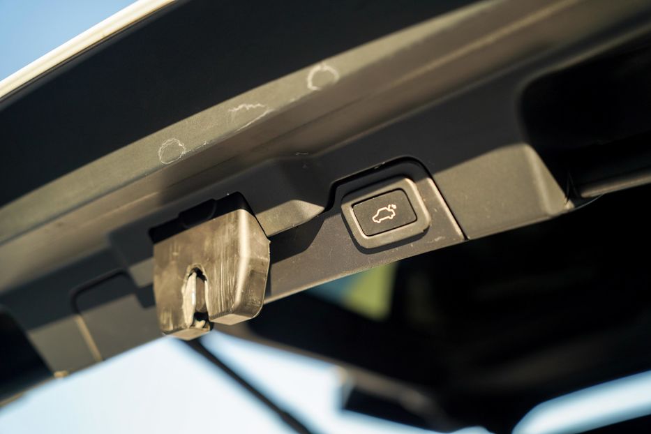 Продам Land Rover Range Rover Evoque Pure Plus 2015 года в Черновцах