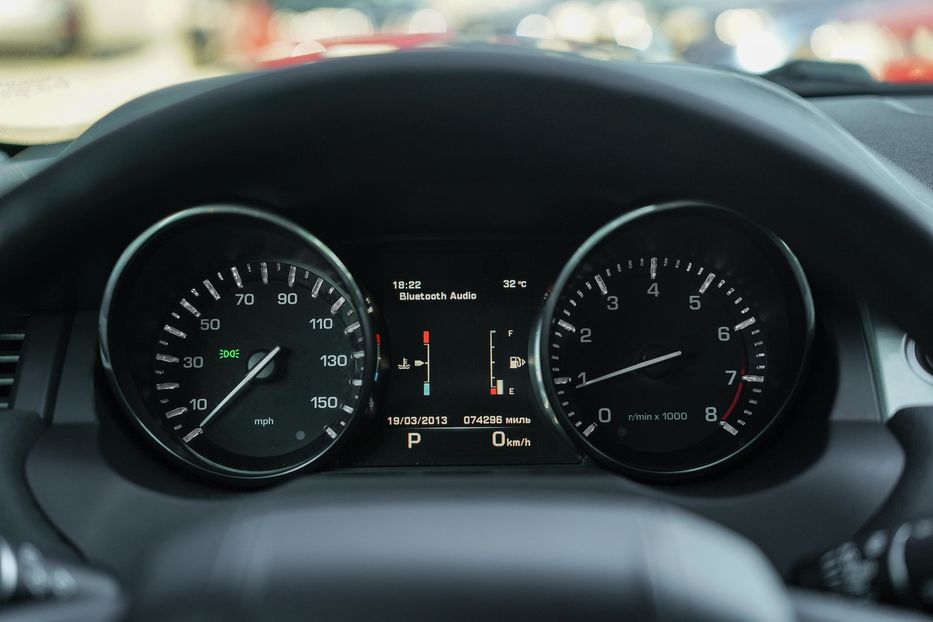 Продам Land Rover Range Rover Evoque Pure Plus 2015 года в Черновцах