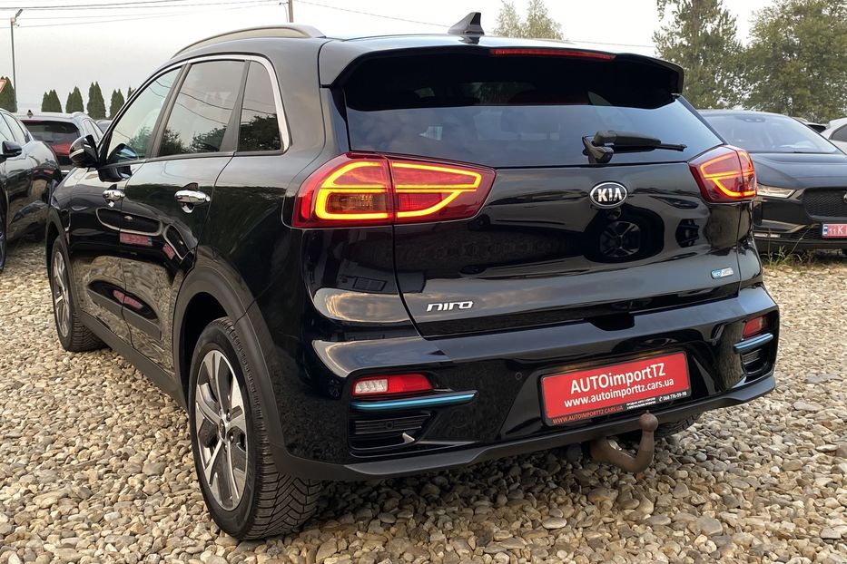 Продам Kia Niro 64 кВт Макс. комплектація 2020 года в Львове