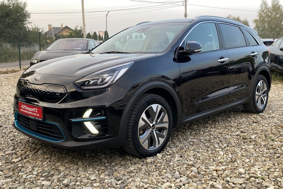 Продам Kia Niro 64 кВт Макс. комплектація 2020 года в Львове